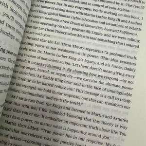 Libro in Brossura di Alta Qualità con Stampa Personalizzata in Inglese 'The Let Them Theory', Romanzo per Adulti, <span class=keywords><strong>Libri</strong></span> Educativi da Lettura - Product Image 4