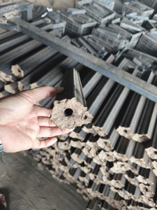 Charbon de bois en briquettes de sciure de bois dur, fourni par l'usine, pour barbecue vietnamien, haute teneur en carbone, faible teneur en cendres, sans fumée, combustion longue durée 6 heures - Product Image 2