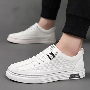 Baskets décontractées sportives pour hommes, printemps-hiver, respirantes, imperméables, en cuir PU souple et maille, légères, à lacets - Product Image 3