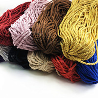 Vente en gros 100M/bundle Corde en polyester torsadée multicolores de 5 mm pour le camping Écologique Imperméable Multifonction Utilisation en extérieur