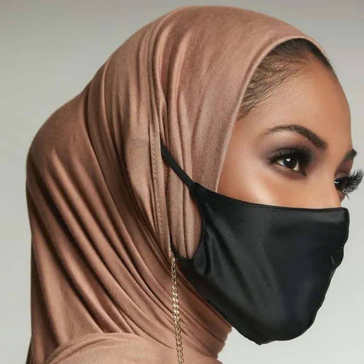 Jérsei feito sob encomenda Furos Orelha Instant Hijab Hijab Muçulmano para As Mulheres Usam Camisa Cachecol Xale Hijab
