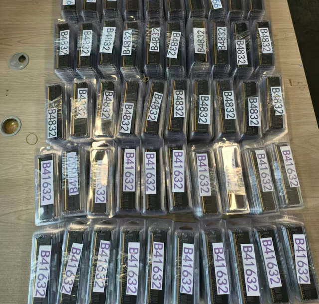 Computer Memory DDR4 DDR RAM MEMORY to old clients only