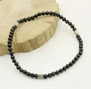 <span class=keywords><strong>Cavigliera</strong></span> in Shungite Naturale Russa Lucidata a Mano, Elegante, Versatile, Classica, Minimalista, Spirituale, Gioiello Ornamentale per Caviglia - Product Image 3