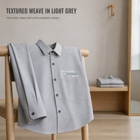 Chemise décontractée à manches longues pour homme, gris clair, avec poche poitrine et imprimé graphique, boutonnée