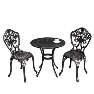 Ensemble de jardin moderne et durable en aluminium moulé pour l'extérieur, table et chaises de salle à manger décontractées résistantes aux UV et imperméables pour 4 personnes - Product Image 5