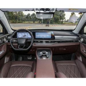 Nuova Auto 2025 <span class=keywords><strong>Chery</strong></span> <span class=keywords><strong>Tiggo</strong></span> <span class=keywords><strong>8</strong></span> PRO 290T Versione Premium FWD con Pneumatici R18, Sedili in Tessuto, Nuova Auto a Benzina - Product Image 5