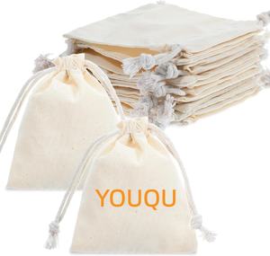 带字母图案的重型棉绳抽绳袋，可定制尺寸，适合旅行、杂货和户外活动 - Product Image 3