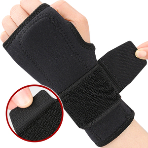 SBR-unterstützte Handgelenkbandage mit abnehmbarer Schiene, Kompressionswickel und verstellbarer Handgelenkstütze für Erwachsene - Product Image 3