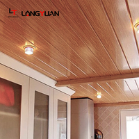 Plaque de plafond suspendu en PVC, panneau de grille à encastrer 2x4 pieds, classe A résistante au feu, CAC 39, grain de bois, pour bureau commercial