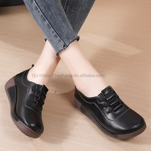 Spring Autumn New Thick-Soled <b>Shoes</b> Platform Sports Leisure <b>Soft</b>-Soled Korean Style Slip-on Versatile Mom <b>Shoes</b> - Product Image 4