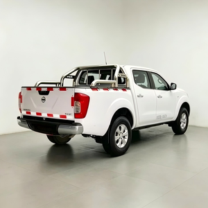 Voitures d'occasion <span class=keywords><strong>Nissan</strong></span> Navara 2017 2.5L Luxe 2WD Automatique Volant à Gauche Intérieur Sombre Pick-up d'occasion fiable pour le travail et l'usage quotidien - Product Image 3