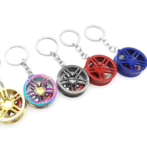 Llavero Creativo con Diseño de Llanta de Auto, Modelo de Rueda con Disco de Freno, Llavero Giratorio 3D, Accesorios para Llaves de Coche - Product Image 4