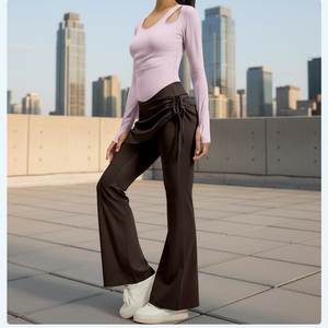 Ensemble de yoga haut de gamme pour femme, épaules dénudées, avec coussinets de poitrine, design amincissant, en Spandex/Polyester écologique et respirant - Product Image 3