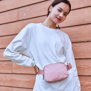 Riñonera Ligera de Moda, Bolsa de Cintura de Nailon con Cierre de Cremallera para Mujeres y Hombres - Product Image 2