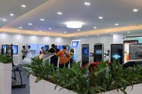 32 49 55 65 75 86Inch LCD Digital Signage and Display Android IR or Capacitive Touch 4k 1080p Indoor AD Player for Advertising