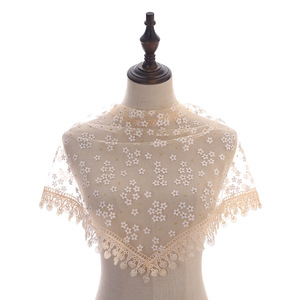 Écharpe triangulaire florale de printemps et d'automne de style coréen avec voile de dentelle respirant pour la protection solaire avec 10 couleurs unies - Product Image 5