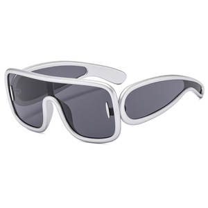 Sunglasses <b>Large</b> <b>Frame</b> UV400 Protection PC Material Unisex Fashionable Style - Product Image 3