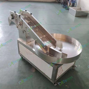 Machine à paner rotative, machine à paner les filets, machine à paner les galettes, machine à paner les miettes <span class=keywords><strong>de</strong></span> pain, machine à pré-poudrer pour les nuggets <span class=keywords><strong>de</strong></span> <span class=keywords><strong>poulet</strong></span> frit - Product Image 2