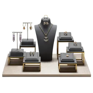 时尚耐用金属珠宝展示道具定制豪华珠宝展示架套装