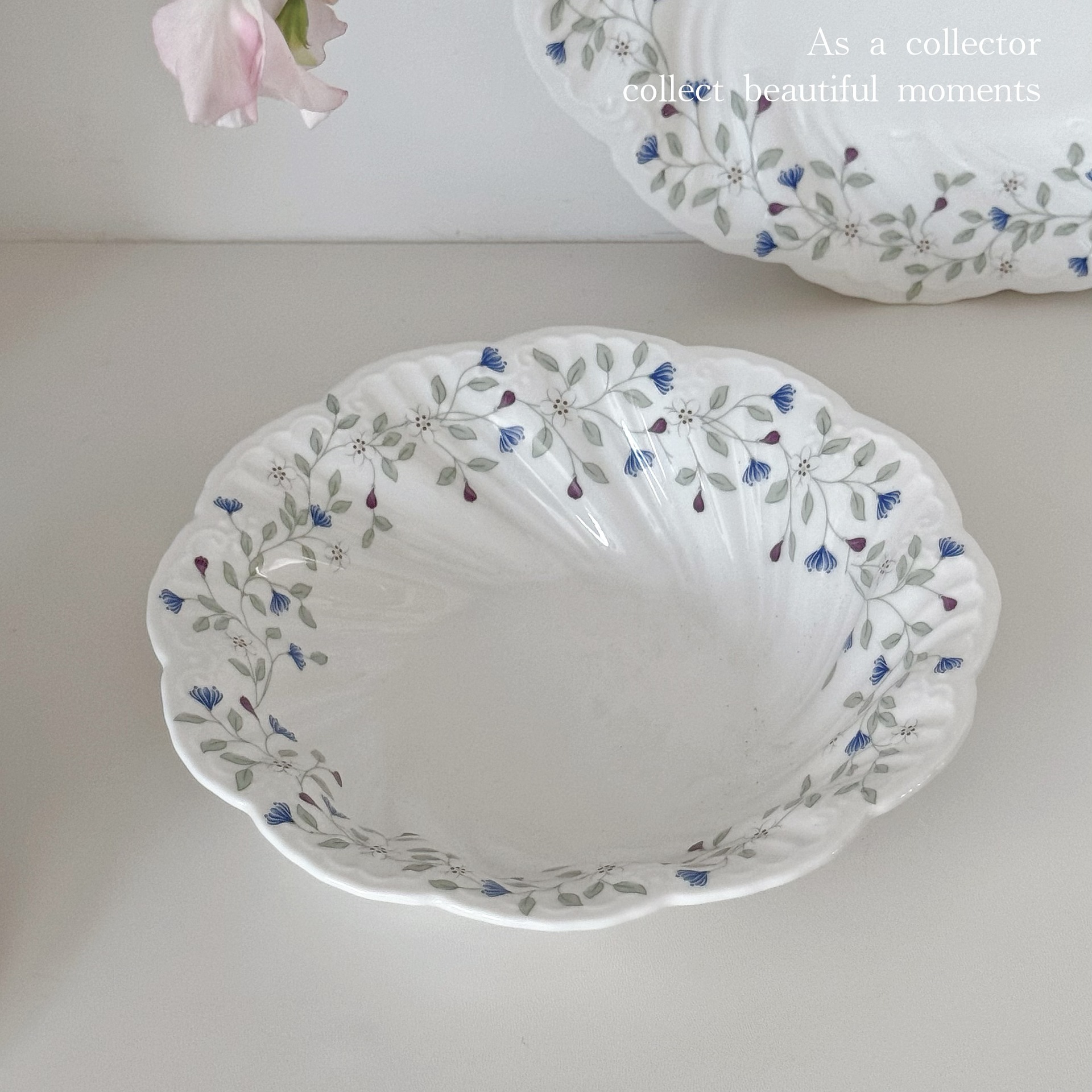Blue flower branch deep plate 204