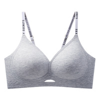 Hochwertige Nahtlose Damen-BHs Europa und USA Geraffte Hohlkanten-Unterwäsche aus Latex.