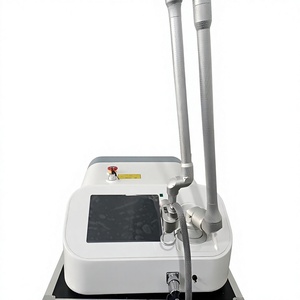 Machine à laser CO2 fractionné portable pour le resserrement vaginal et l'élimination des vergetures, laser CO2 fractionné pour usage en salon - Product Image 1