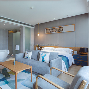 Cadre de lit d'hôtel économique avec tête de lit intégrée et table de chevet – Ensemble complet de mobilier de chambre pour chambre d'hôtel de chaîne 3 étoiles - Product Image 3