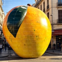 Modèle de mangue gonflable géant de 4 m avec logo LED personnalisé, boule de fruit gonflable pour festival/publicité extérieure/supermarché/ferme/suspendu