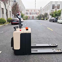 Chariot élévateur à palettes électrique robuste Younglift 4T pour la manutention de marchandises en entrepôt