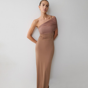 Vestido de cóctel asimétrico con cuello descubierto, largo, ajustado, elegante, para mujer, vestido de noche con cintura natural, a la moda, estilo urbano. - Product Image 1