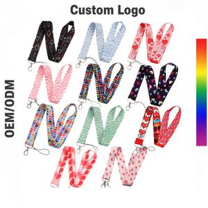 Lindo Cordón de Poliéster con Patrón de Corazones, Correa para Teléfono Móvil con Diseño de Amor para el Día de San Valentín, Cordón para Cuello con Llavero para Tarjetas de Identificación, Regalo para Parejas - Product Image 1