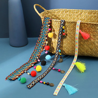 Ruban tissé ethnique bohème coloré fait main anti-chute avec pompons, franges et perles pour rideaux et vêtements