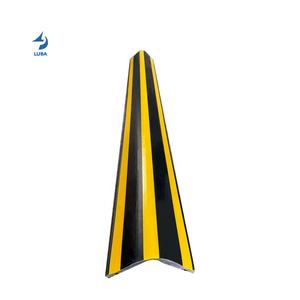 Garde-<span class=keywords><strong>coin</strong></span> en caoutchouc réfléchissant à Angle droit Durable pour la construction, 990mm, offre spéciale - Product Image 1