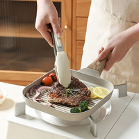 Poids léger 18cm ustensiles de cuisine petit déjeuner poêle à frire aluminium carré antiadhésif Stripe steak poêle
