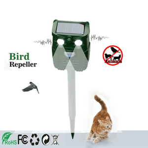 Répulsif à ultrasons solaire pour rats, matériau ABS vert, raquette à mouches carrée pour le contrôle des rongeurs en extérieur - Product Image 3