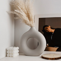 Vase de table en céramique TONFO, forme donut, style nordique minimaliste, finition mate, anneau moderne, fleur, logo personnalisé, OEM ODM, fait main