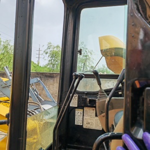 cat305.5SR Low Hour Used Cat 305.5 Excavator Original <b>Paint</b> Complete Maintenance Records Ready to Work - Product Image 4