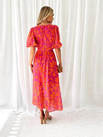 Collection Printemps 2026 – Nouvelle Robe Florale Douce et Fraîche à Col Carré, Manches Mi-Longues, Taille en Dentelle et Fente Latérale pour Femme – Style Européen Transfrontalier