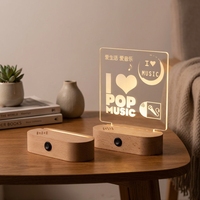 Lampe de table LED en bois avec boîte à musique, veilleuse blanc chaud, commande par interrupteur, fonctionne sur piles, design moderne, intensité réglable, décoration de chambre 0,5W