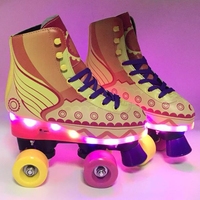 Sport 4 PU roues clignotantes patins à roulettes personnalisés patins à roulettes Quad à vendre avec casque protecteur Combo
