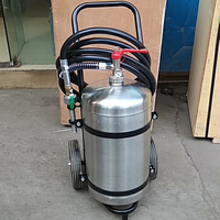 Chariot porte-extincteur roulant en acier inoxydable SUS304, vente chaude usine, modèle 18 bars, capacité 30L-100L