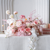 Arrangement de fleurs de table longue romantique pièce maîtresse florale artificielle pour décor de réception de banquet de mariage