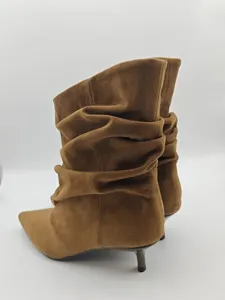 Bottines mi-hautes vintage marron en faux daim froncé, à bout pointu et talon chaton, pour femme, collection automne-hiver - Product Image 6