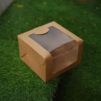 Boîte à gâteau en papier avec fenêtre