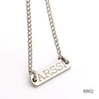 Étiquette métallique personnalisée avec logo de marque, petit pendentif en métal argenté avec breloque pour sac, parfum, bouteille de vin, décoration