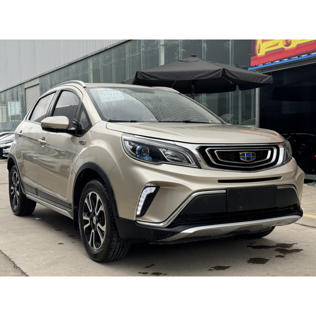 Hubei Yitong 2025 Livan X3 Pro Geely GX3 Pro 1.5L 113Hp L4 Manual SUV Vehicle 1.5L 113HP L4 5-door 5-seater LHD Gas Car