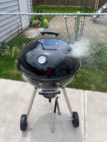 Barbecue Grill Fumoir Extérieur Noir en Acier pour Jardin et Camping, Type Bouilloire, Modèle Apple, pour la Maison et la Cuisine