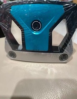 Tête de putter de golf mallet OEM à faible équilibre pour droitier, face pressée à chaud à couple nul, en acier inoxydable, avec grip en caoutchouc étanche, type wedge