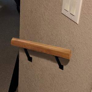 ตัวยึดเหล็กสำหรับงานหนักแบบยึดสี่เหลี่ยมเคลือบผงสำหรับราวบันไดและชั้นวางของทำจากสเตนเลสสตีลแบบเดี่ยว - Product Image 6