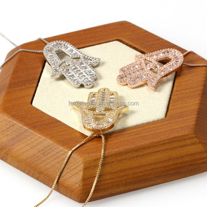 FOXI Design più recente <span class=keywords><strong>di</strong></span> alta qualità placcato in oro 18k <span class=keywords><strong>collana</strong></span> gioielli zircone <span class=keywords><strong>mano</strong></span> <span class=keywords><strong>di</strong></span> <span class=keywords><strong>fatima</strong></span> <span class=keywords><strong>collana</strong></span> hamsa per le donne - Product Image 1